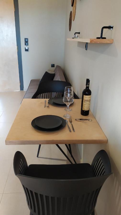 Giodriana Cozy Studio Agia Marina 外观 照片
