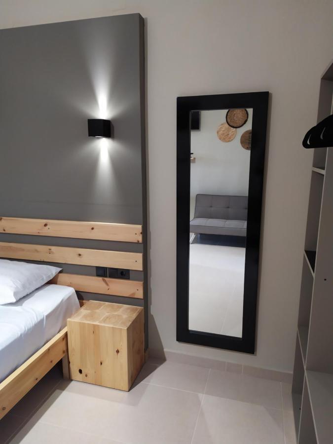 Giodriana Cozy Studio Agia Marina 外观 照片