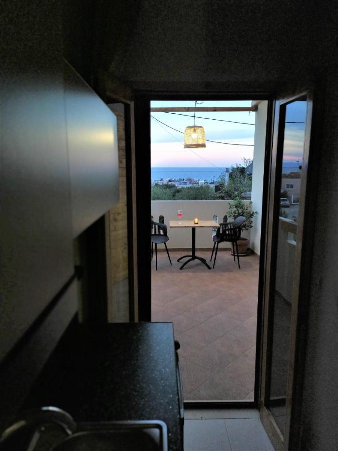 Giodriana Cozy Studio Agia Marina 外观 照片