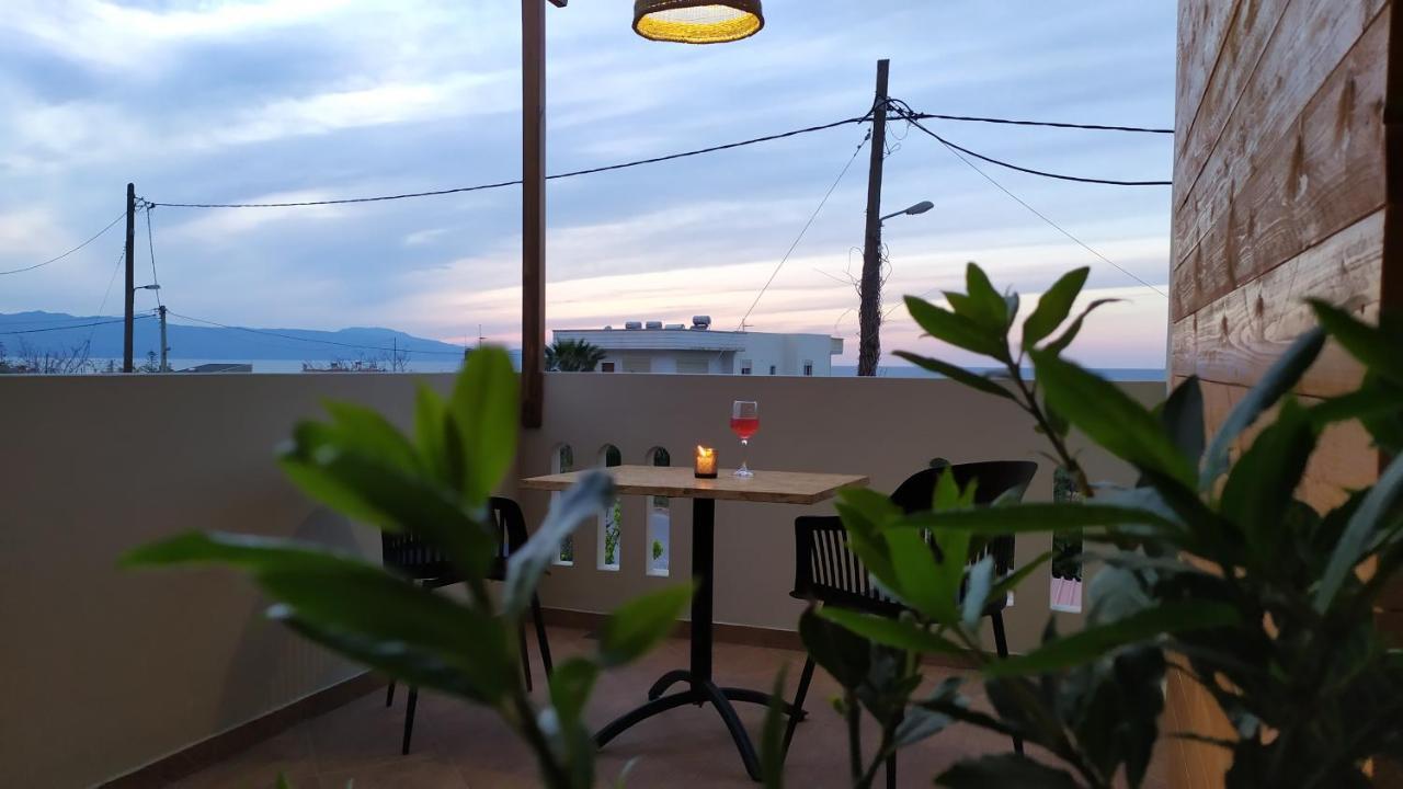 Giodriana Cozy Studio Agia Marina 外观 照片