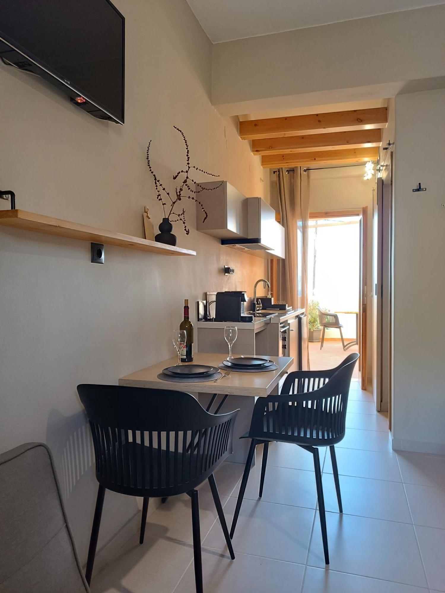 Giodriana Cozy Studio Agia Marina 外观 照片